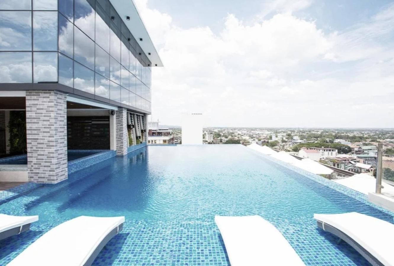 One Euphoria Apartment Angeles Exterior photo