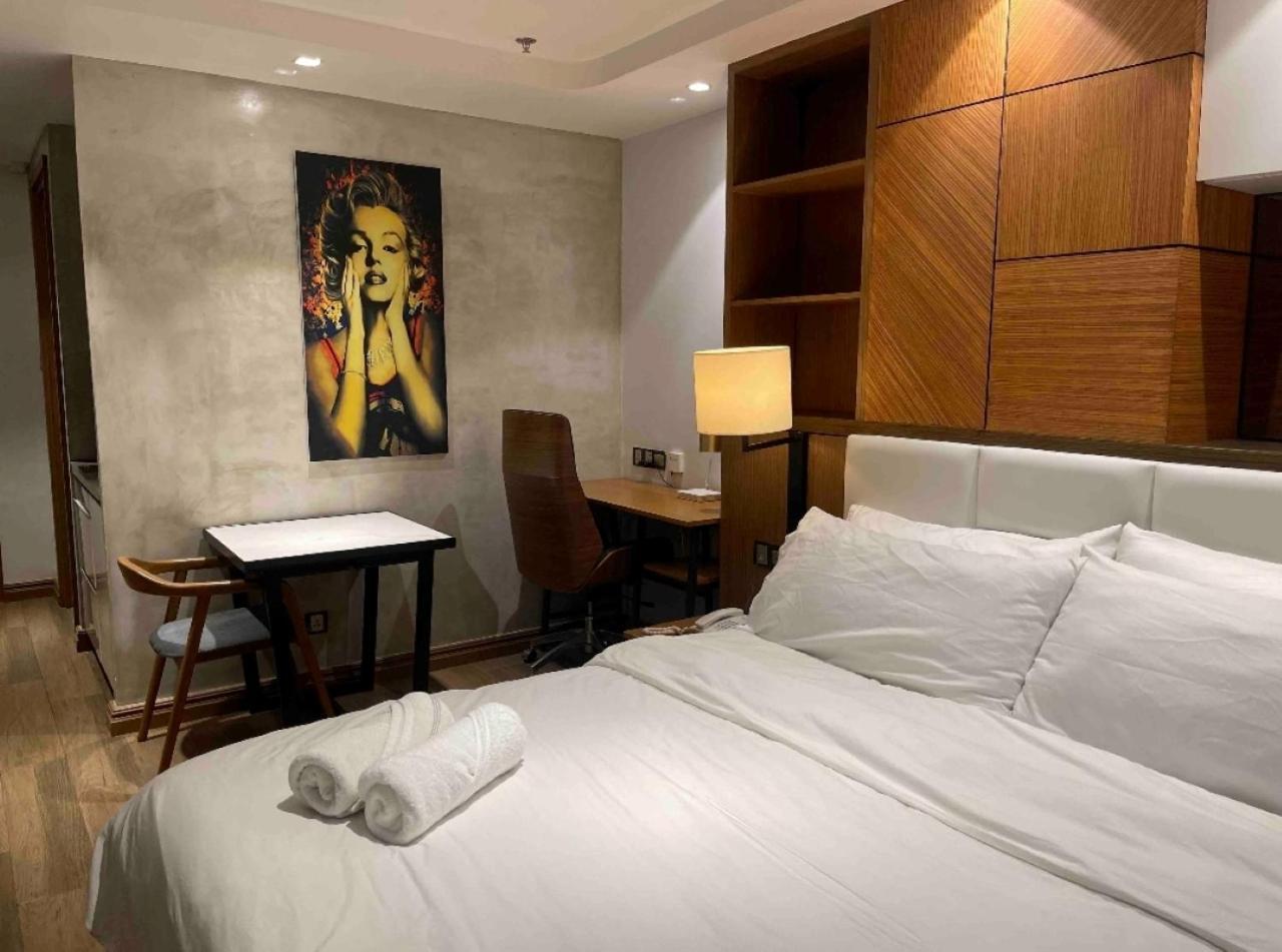 One Euphoria Apartment Angeles Exterior photo