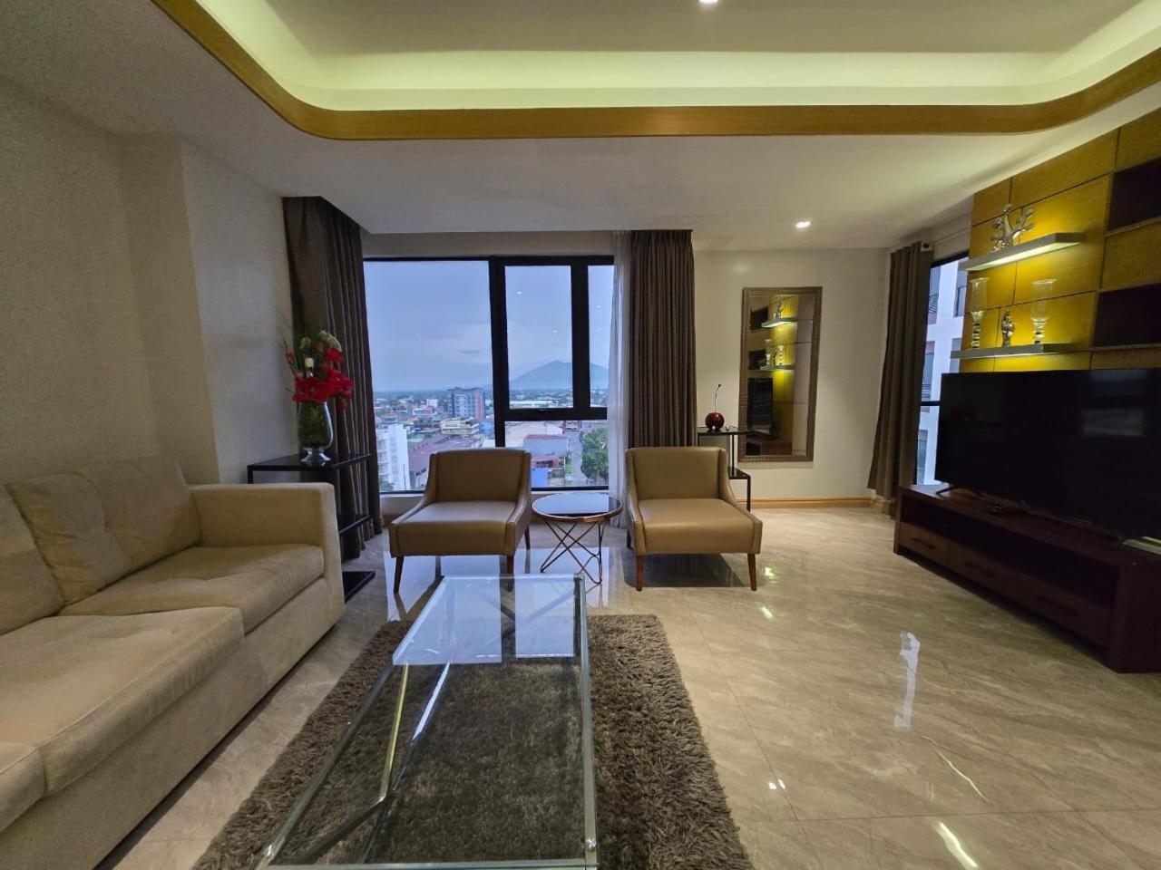 One Euphoria Apartment Angeles Exterior photo